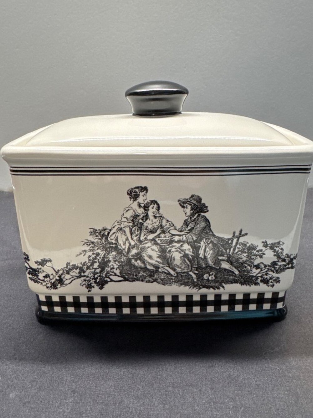 Vintage Ceramic Waverly Country Life Black Covered Dish Box Black Toile Gingham